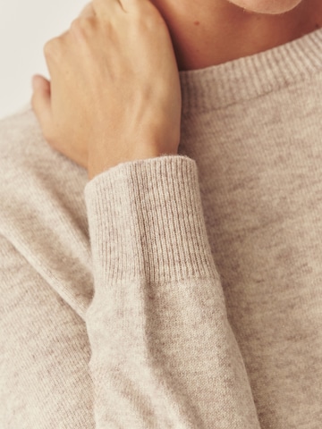 TATUUM Свитер в Бежевый