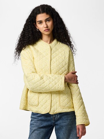 PIECES Φθινοπωρινό και ανοιξιάτικο μπουφάν 'PCRIKKE' σε μπεζ: μπροστά