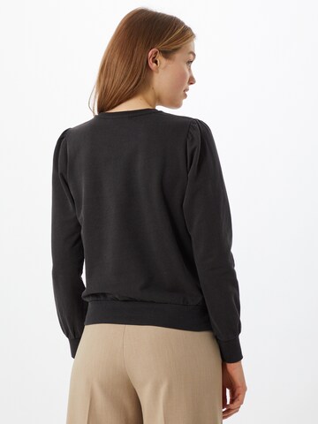 ONLY Sweatshirt 'LUCINDA' in Schwarz