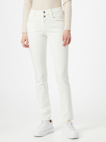 s.Oliver Jeans 'Betsy' in White: front