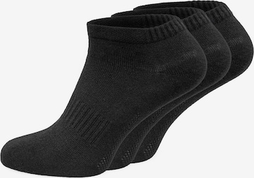 GIESSWEIN Ankle Socks in Black: front