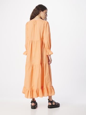 Robe 'Muse' Line of Oslo en orange