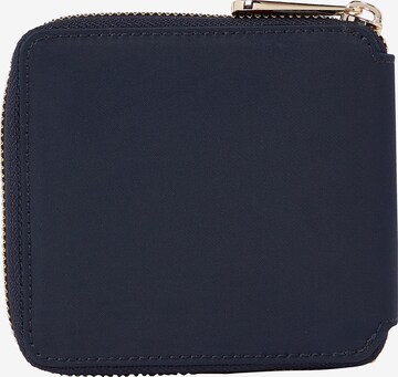 TOMMY HILFIGER Wallet in Blue