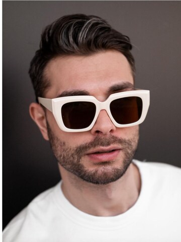 VEYREY Sunglasses in Brown