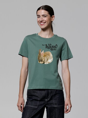 Watapparel Shirt ' Ich hase dich! ' in Green: front