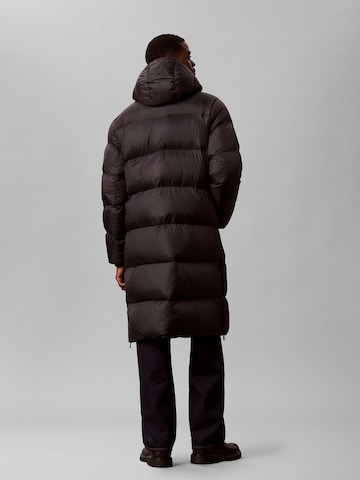 Regular Manteau d’hiver Calvin Klein Jeans en noir