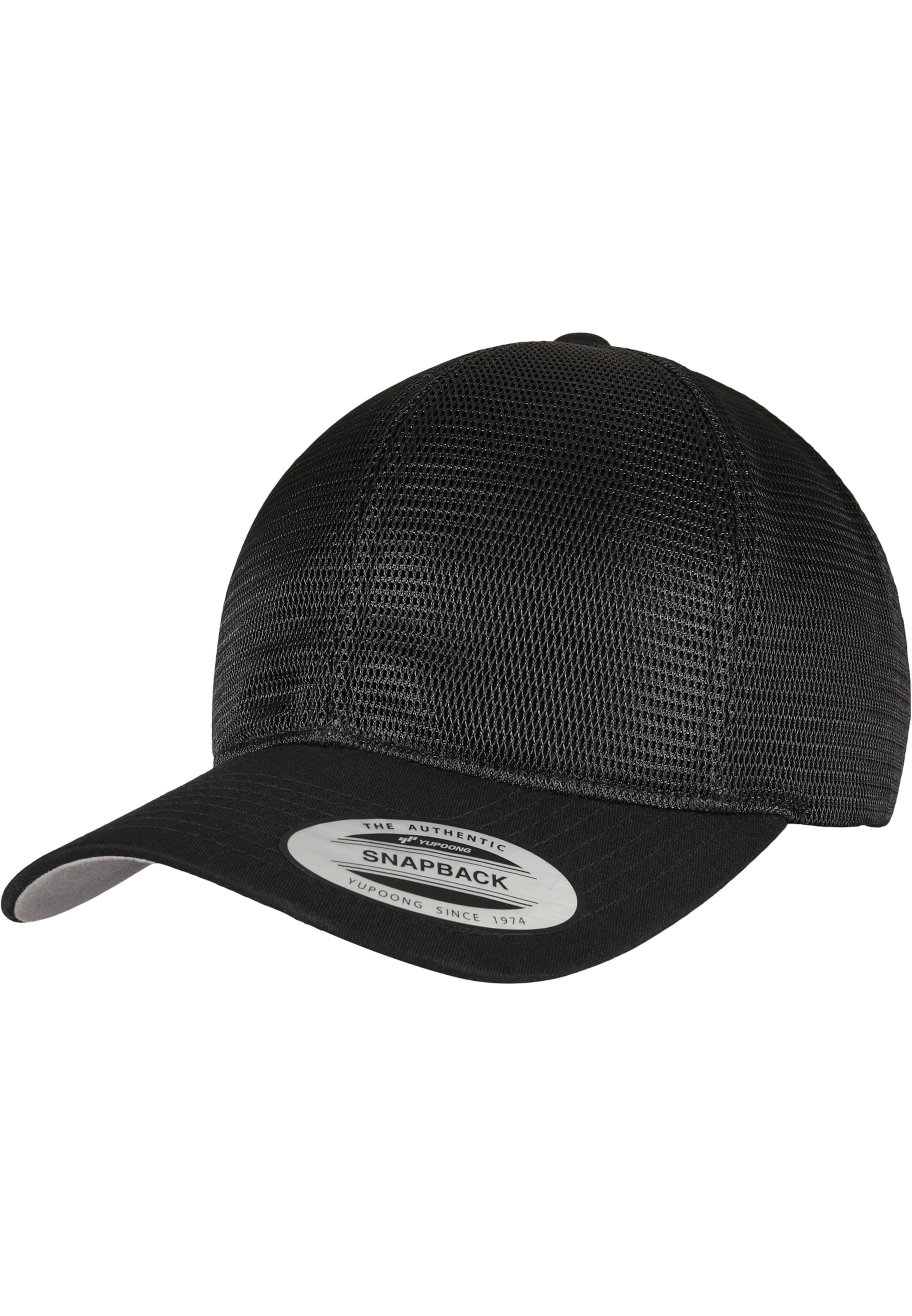 Flexfit Cap '360°' in Black: front