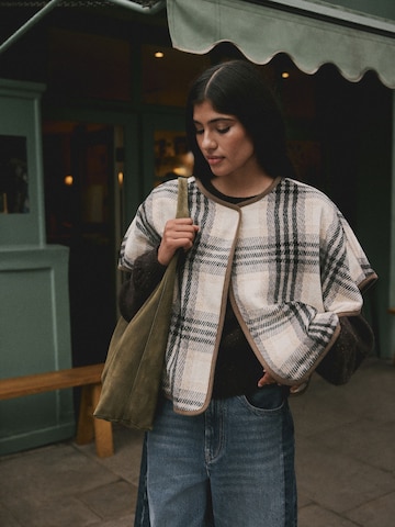 Mantellina di Next in marrone: frontale