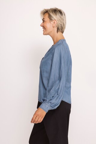 Zhrill Blouse in Blue