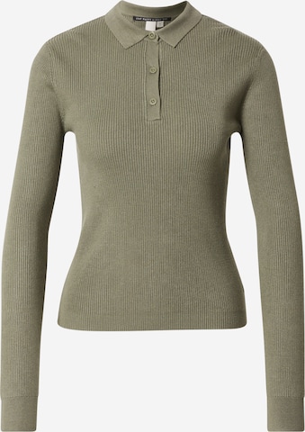 QS Sweater in Green: front