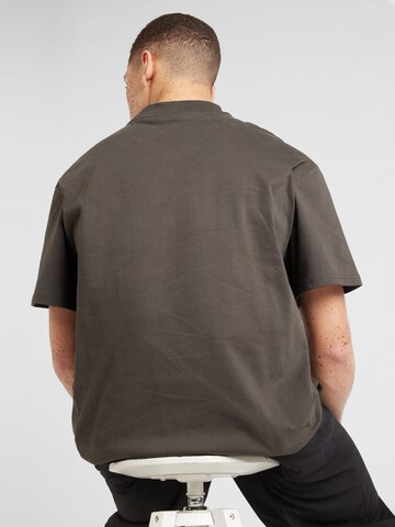 T-Shirt 'Great' WEEKDAY en gris