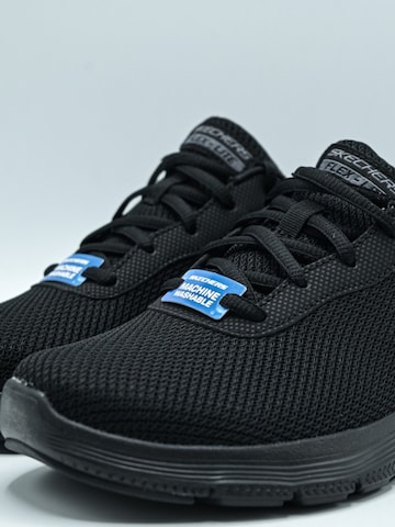 SKECHERS - Calzado deportivo 'Skechers Advantage 40' en negro