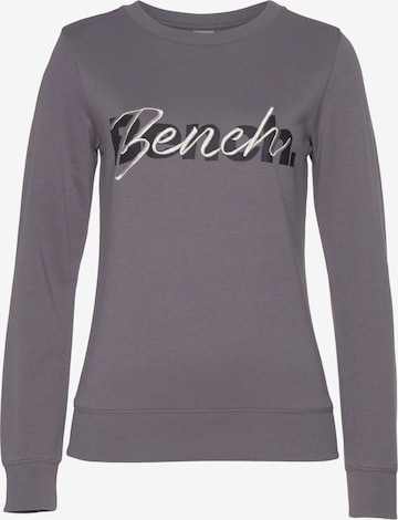 Sweat-shirt BENCH en gris : devant