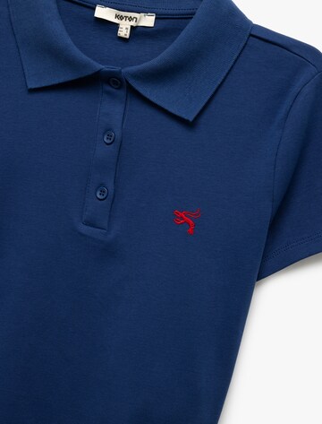 Koton Poloshirt in Blau