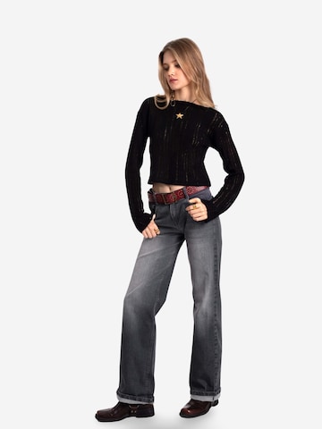 THE-ARE Regular Jeans in Grau: Vorderseite