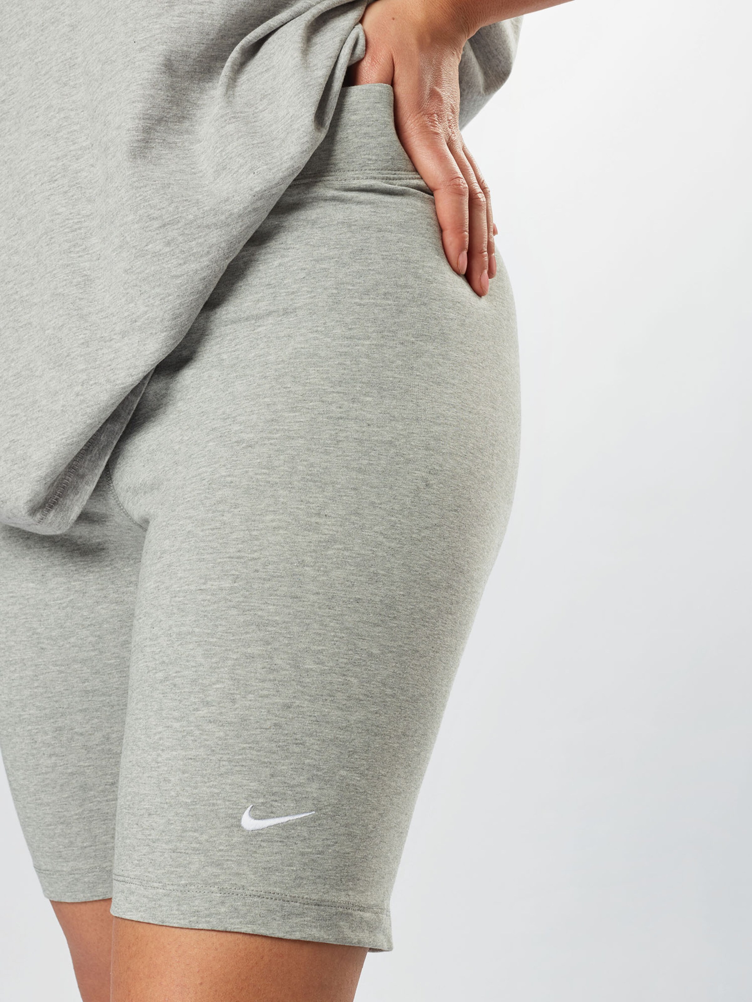 Femme Pantalon Nike Sportswear en Gris Chiné 