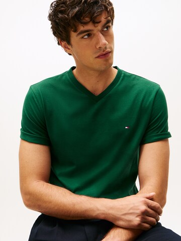 TOMMY HILFIGER Shirt 'ESSENTIAL' in Groen