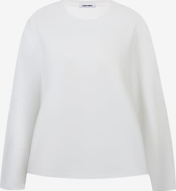 T-shirt 'Alicia 026' Made Public en blanc : devant