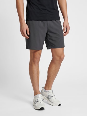 Regular Pantalon de sport Hummel en gris : devant