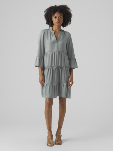 Robe 'KATRINE' VERO MODA en gris