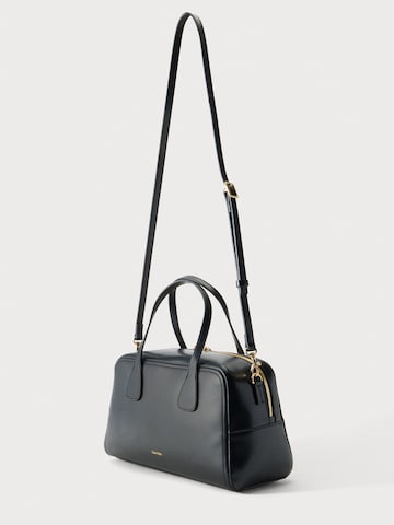 Calvin Klein Чанта с презрамки в черно