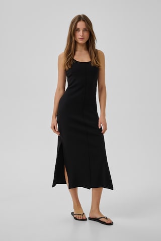 My Essential Wardrobe Jurk in Zwart: voorkant