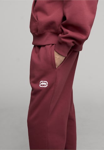 Ecko Unlimited - Loosefit Calças em vermelho