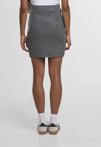 Gonna di Urban Classics in grigio