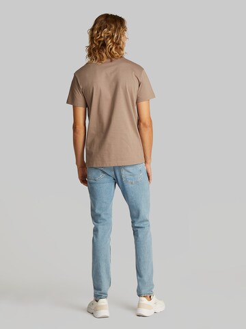 Calvin Klein Jeans Футболка в Серый