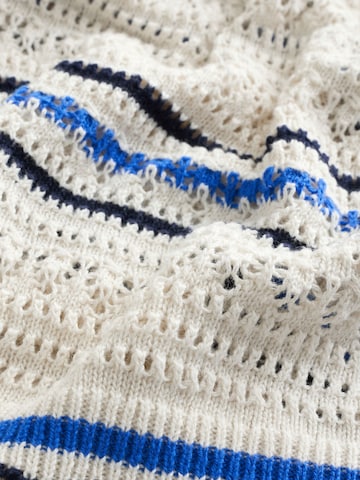 Next Vyšívaný top - Biela