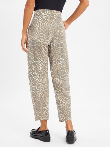Cambio Regular Pleat-front trousers ' Eve ' in Brown