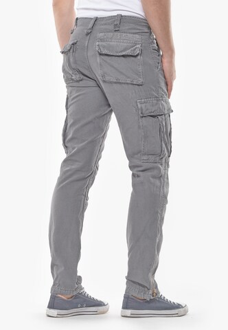 Le Temps Des Cerises Regular Cargo Pants 'MIRADOR' in Silver