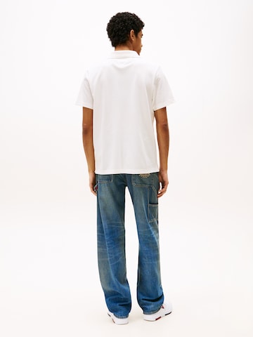 Tricou de la Tommy Jeans pe alb