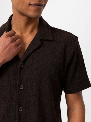 Coupe regular Chemise 'Marvin' Antioch en marron