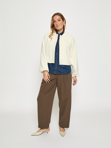 Peppercorn Přechodná bunda 'Millaya' – béžová: přední strana