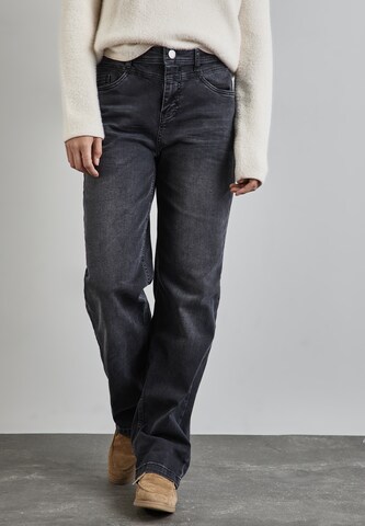 STREET ONE Loose fit Jeans in Black