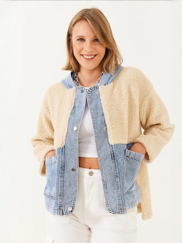 Giacca di mezza stagione di Bianco Lucci in beige: frontale