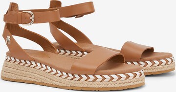 TOMMY HILFIGER Sandalen met riem in Bruin