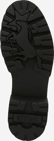 MUSTANG Škornji z vezalkami | črna barva