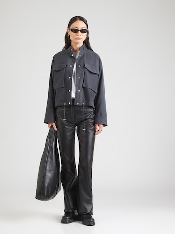 Veste mi-saison 'ONLDUNE' ONLY en gris