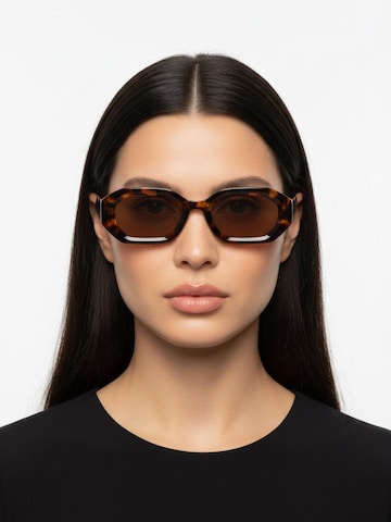 Cala Rose Sunglasses 'KYLIE' in Black