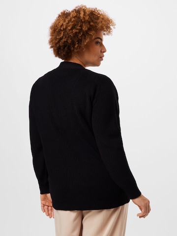 Selected Femme Curve Knit cardigan 'Ammy' in Black