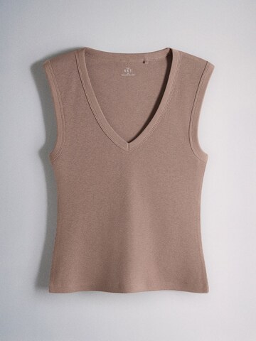 The Set Top in Beige