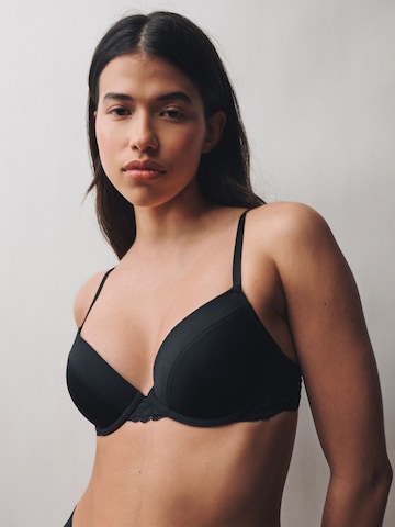 Push-up Soutien-gorge Next en noir : devant