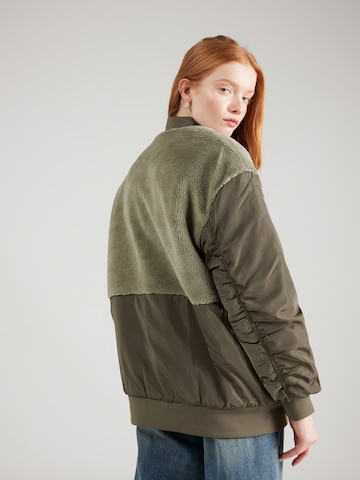 Veste mi-saison 'EMMY' ONLY en vert