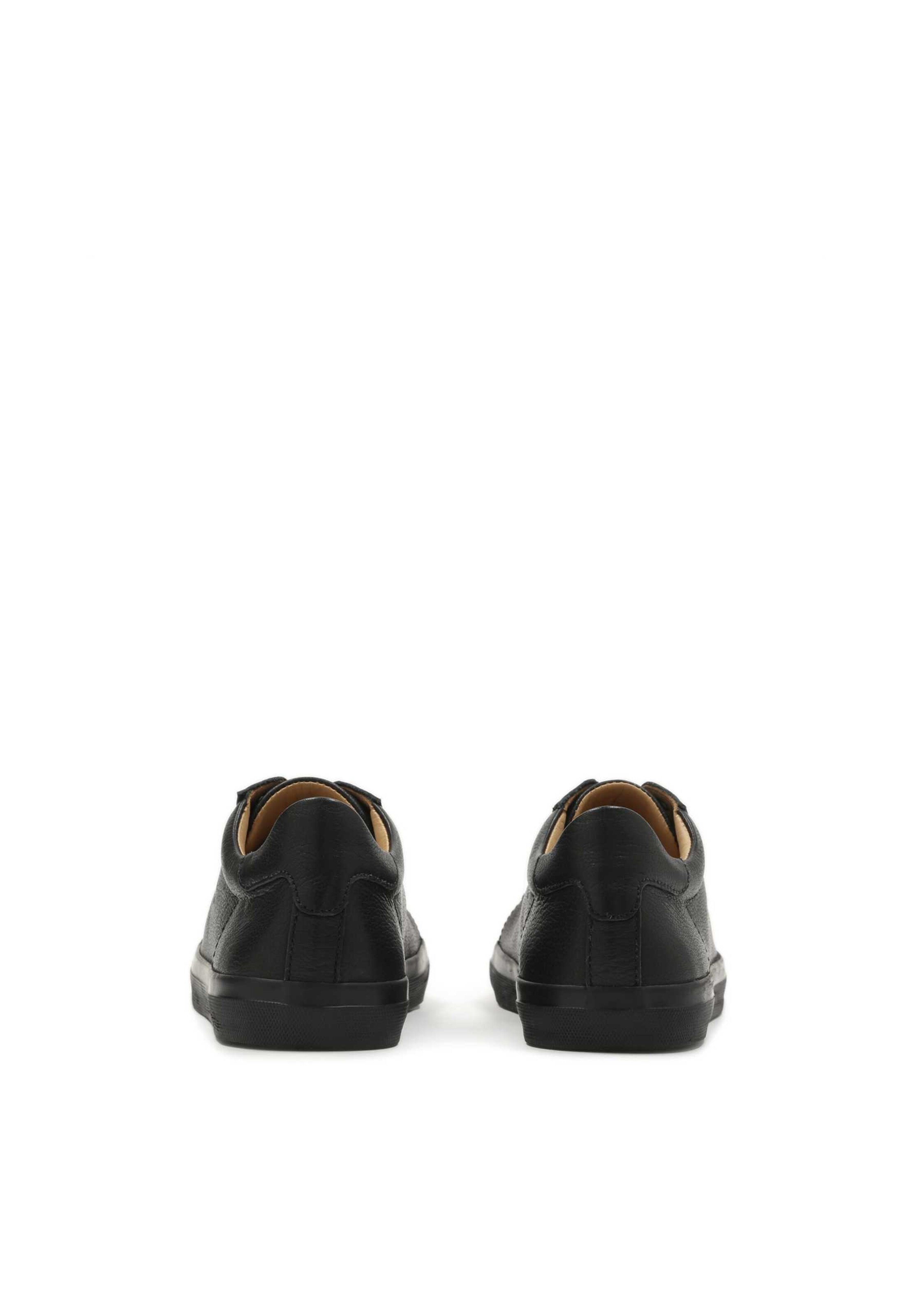 Baskets basses Kazar en noir