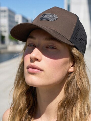Blackskies Athletic Cap 'Pro Flow Sport Performance' in Brown