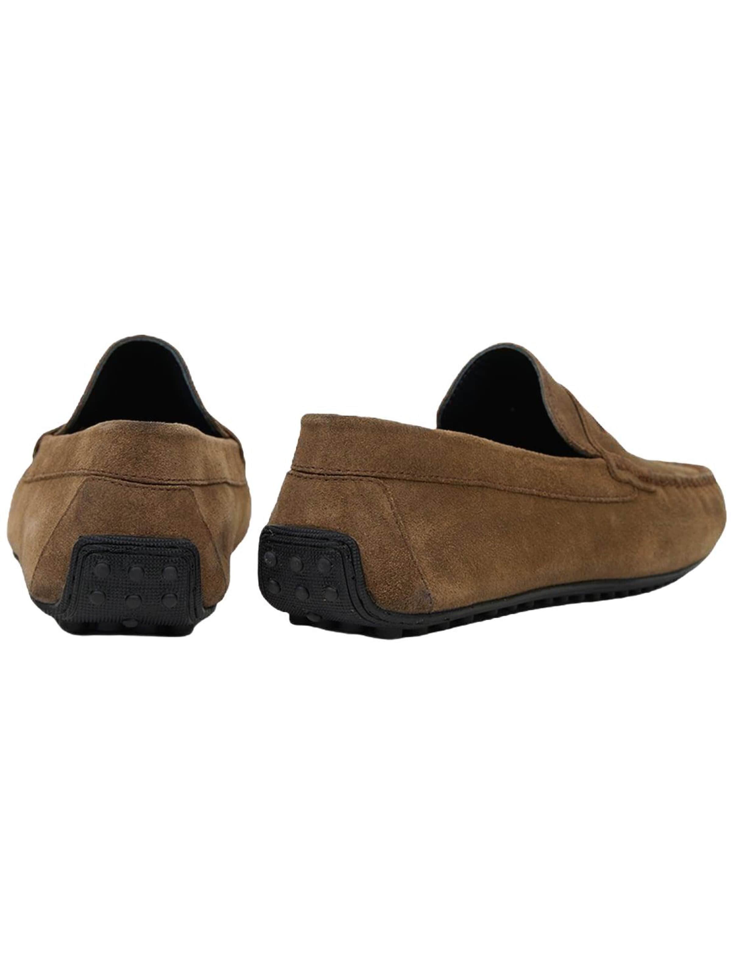 Desa Moccasin in Brown
