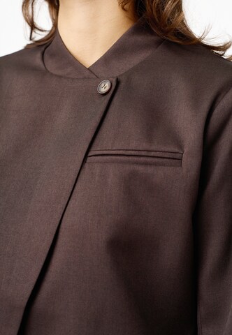 Blazer 'VIKSA' di SISTERS POINT in marrone