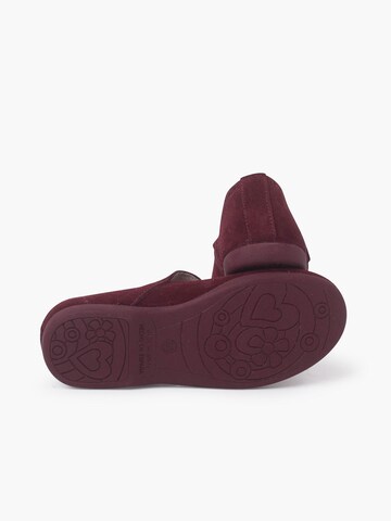 Ballerina di Pisamonas in rosso